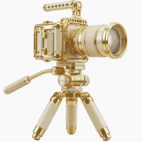 Camera on tripod — Hadesbet